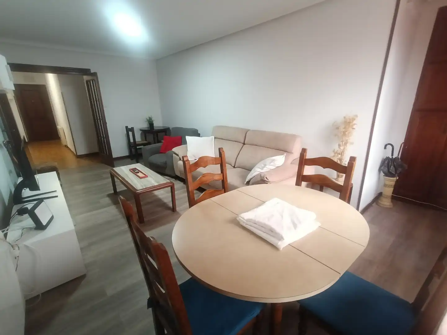 Living room of Flat for sale in Torrelavega   with Heating, Parquet flooring and Storage room