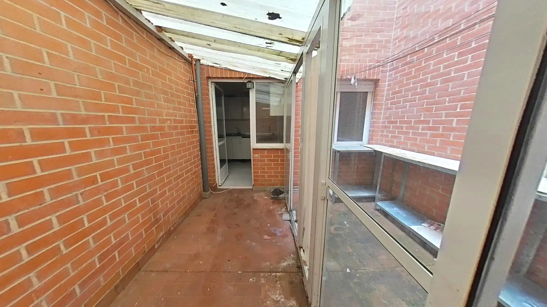 Wohnung zum Verkauf in Benavente mit Heizung, Ofen und Balkon
