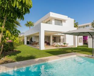 Garden of House or chalet for sale in Marbella  with Air Conditioner, Private garden and Terrace