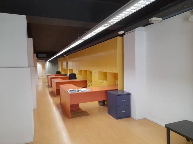 Local comercial en Alquiler en DE SANT FRANCESC XAVIER en El Centre