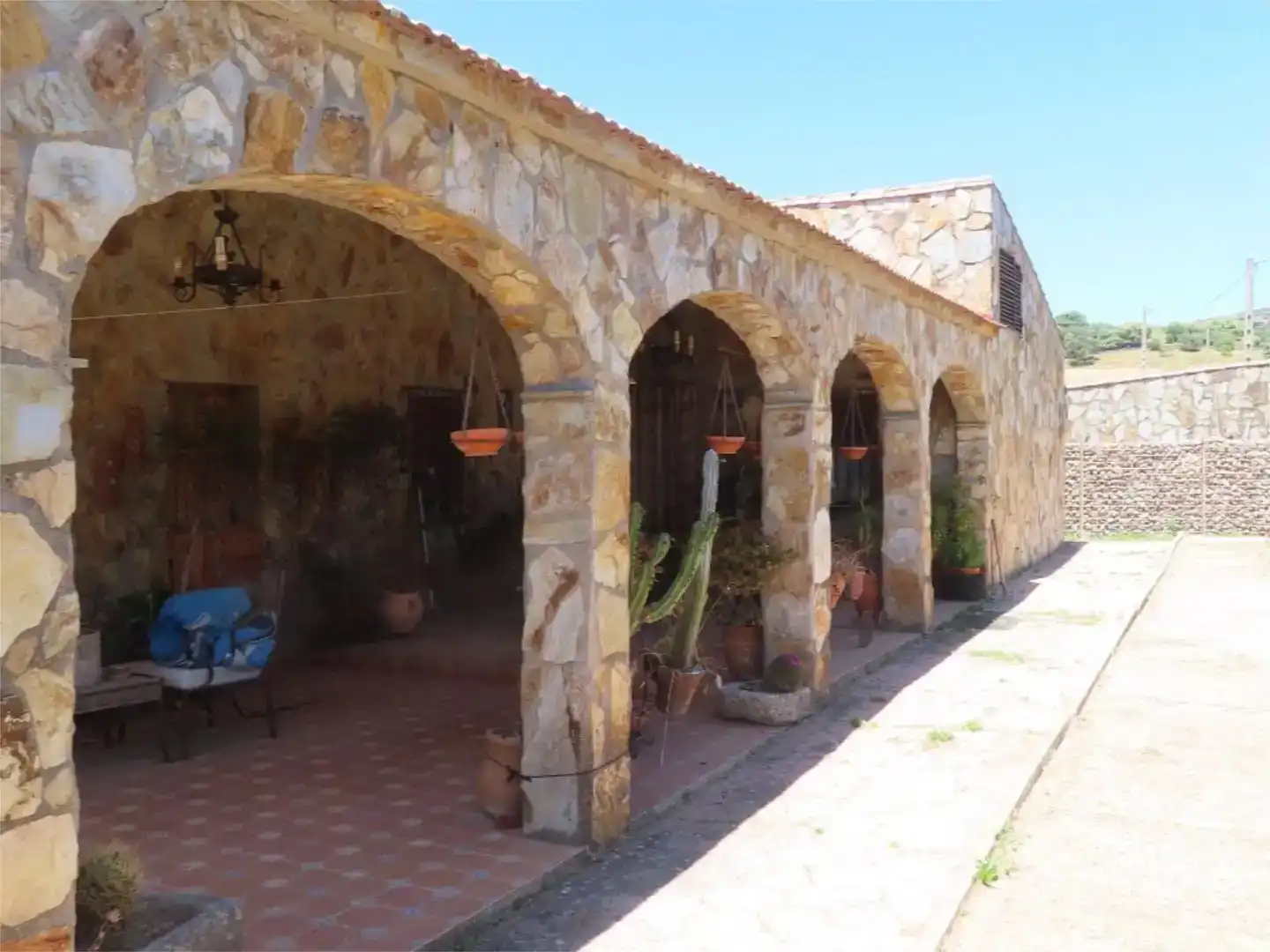 Finca rústica en venda en Villar del Rey amb Aire condicionat, Jardí privat i Traster