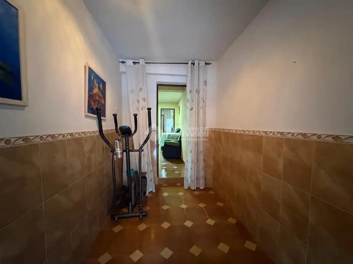 Casa aparellada en venda a Los Villares, imagen 2