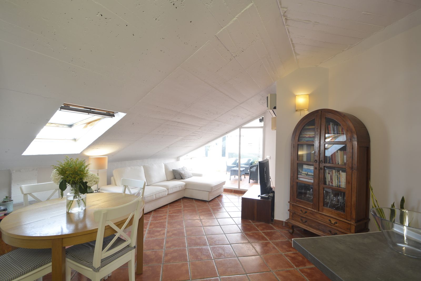 Living room of Attic for sale in Marbella