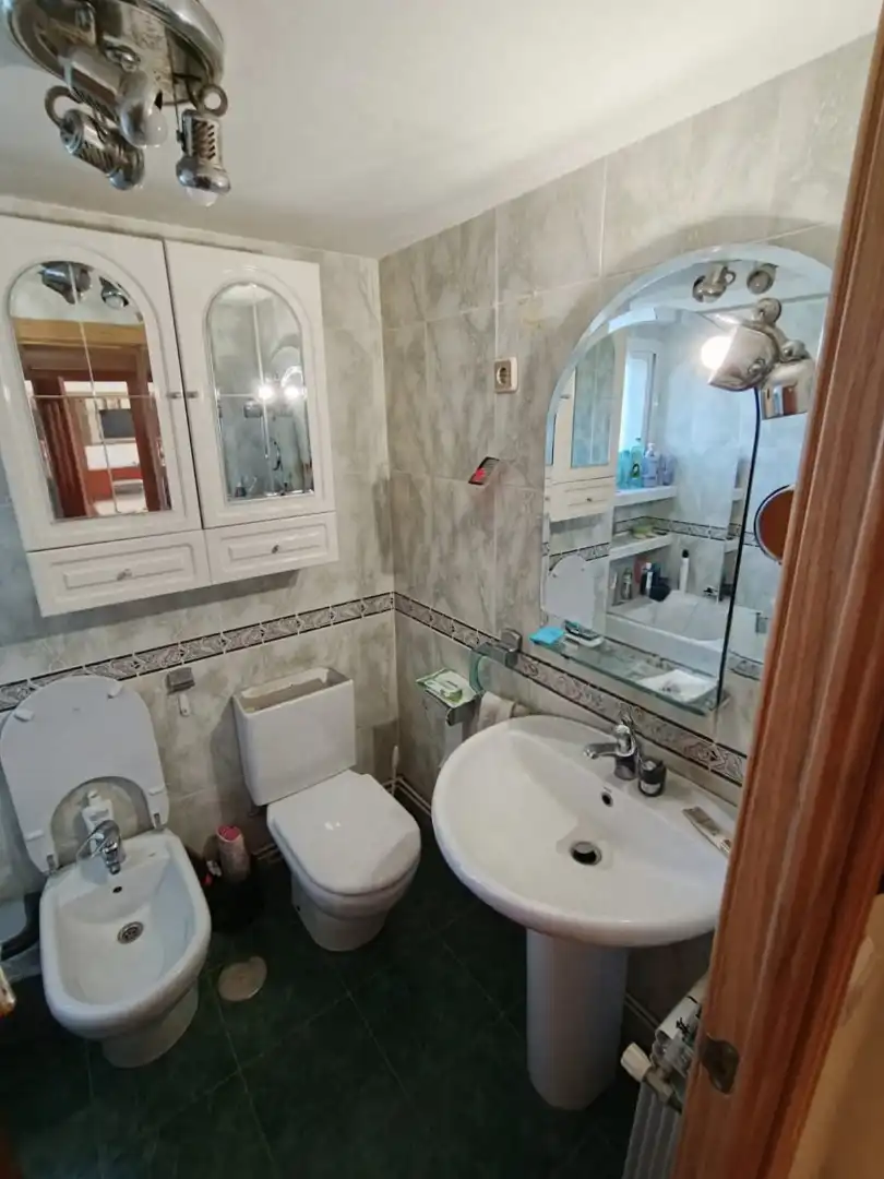 Bathroom of Flat for sale in Valdemoro  with Air Conditioner, Heating and Terrace