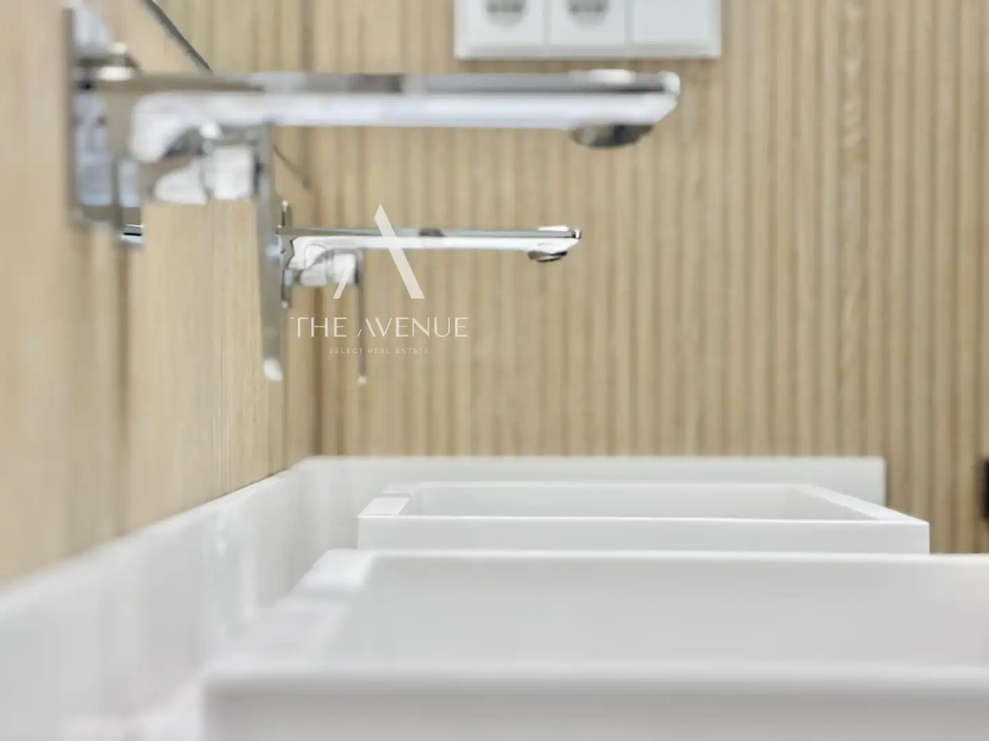 Bathroom of Apartments for sale in Madrid  with Heating
