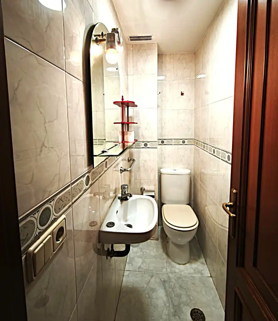 Bathroom of Flat for sale in Vigo   with Parquet flooring and Storage room