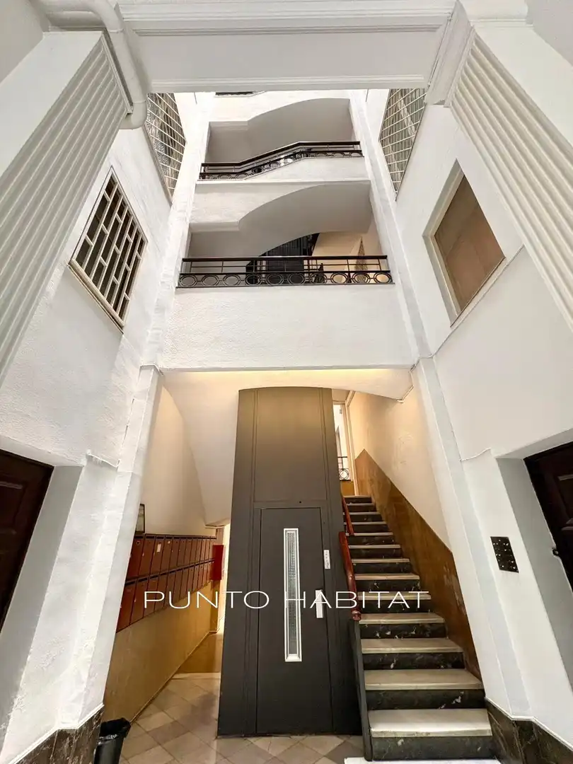 Piso en venta en Barcelona con Aire acondicionado, Parquet y Trastero