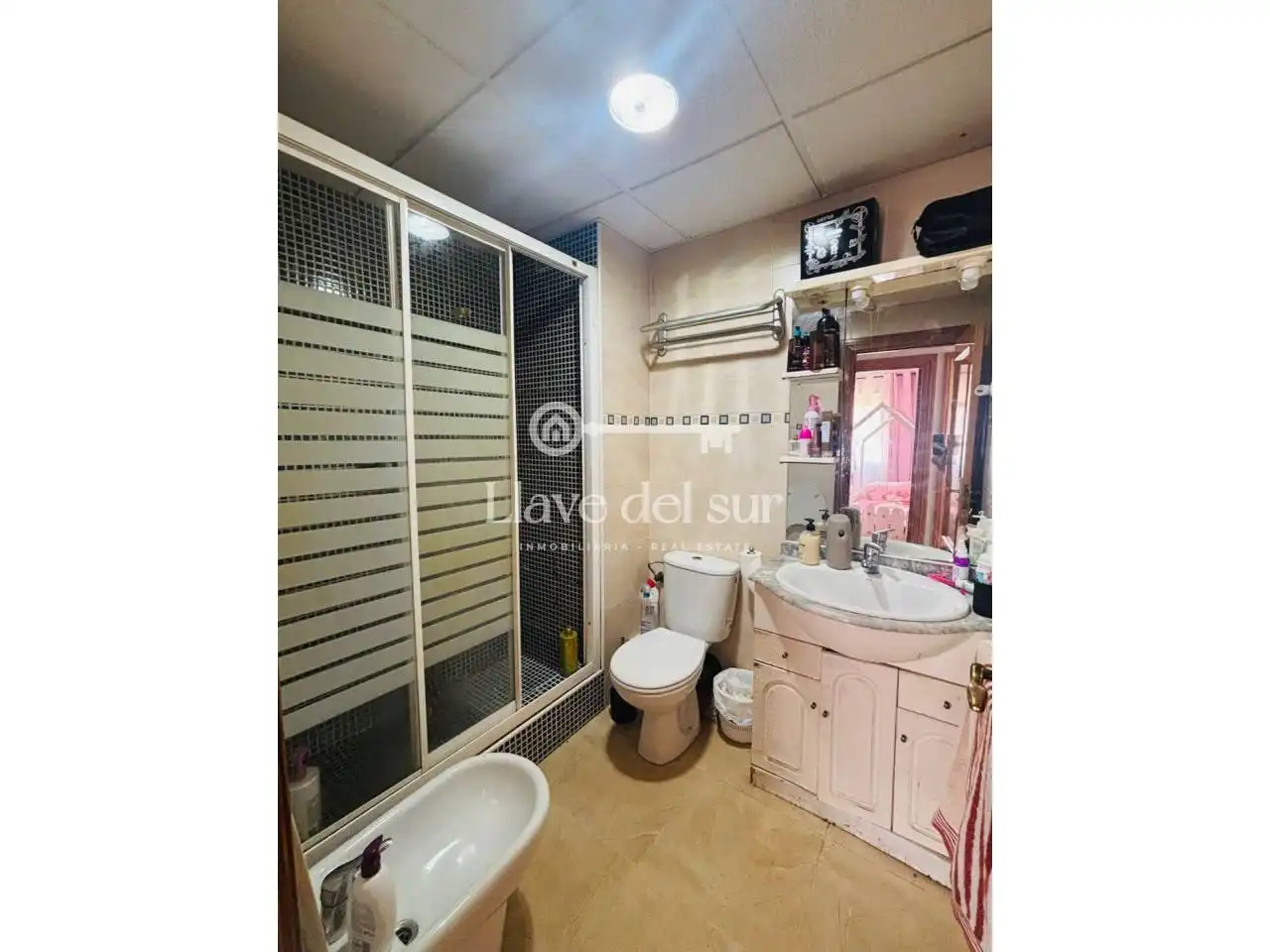 Piso con ascensor en venta en Calle Isaac Albéniz 1, imagen 2