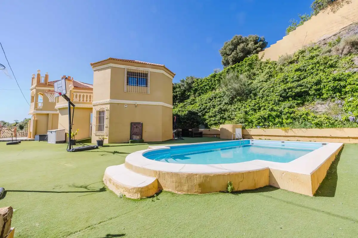 Maison avec terrasse à vendre à A-7001