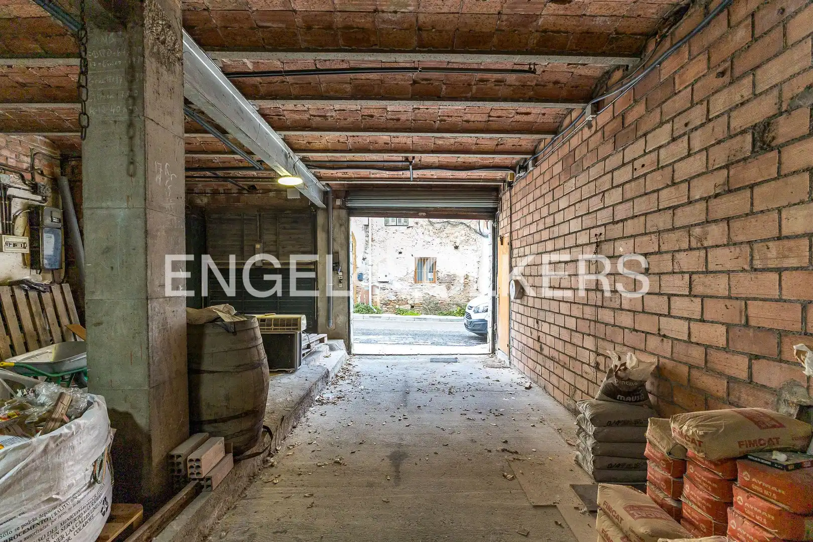 Houses for sale in Sant Vicenç Dels Horts  with Heating and Private garden