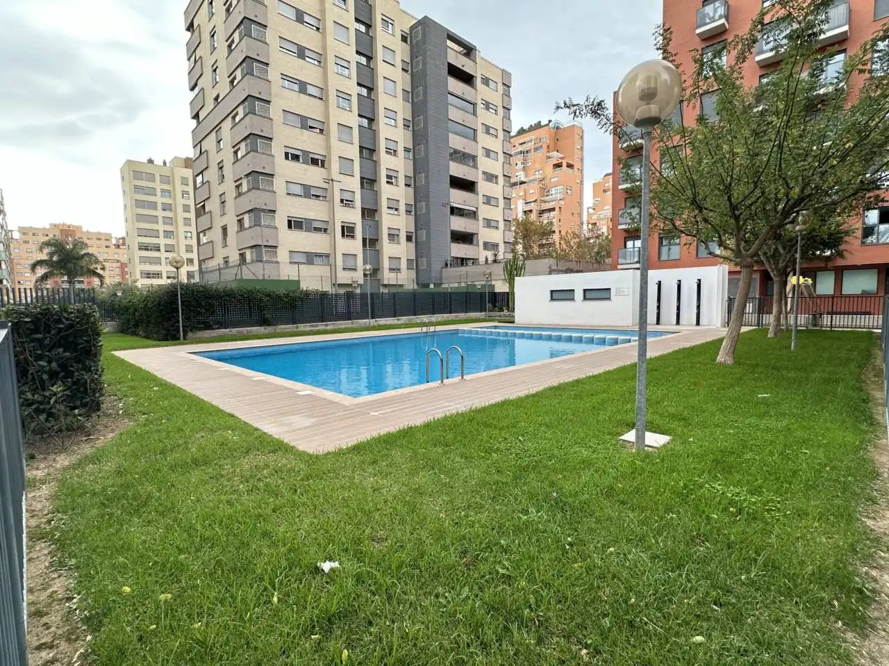 Pis amb terrassa de lloguer a Calle Reina Violante, imagen 46