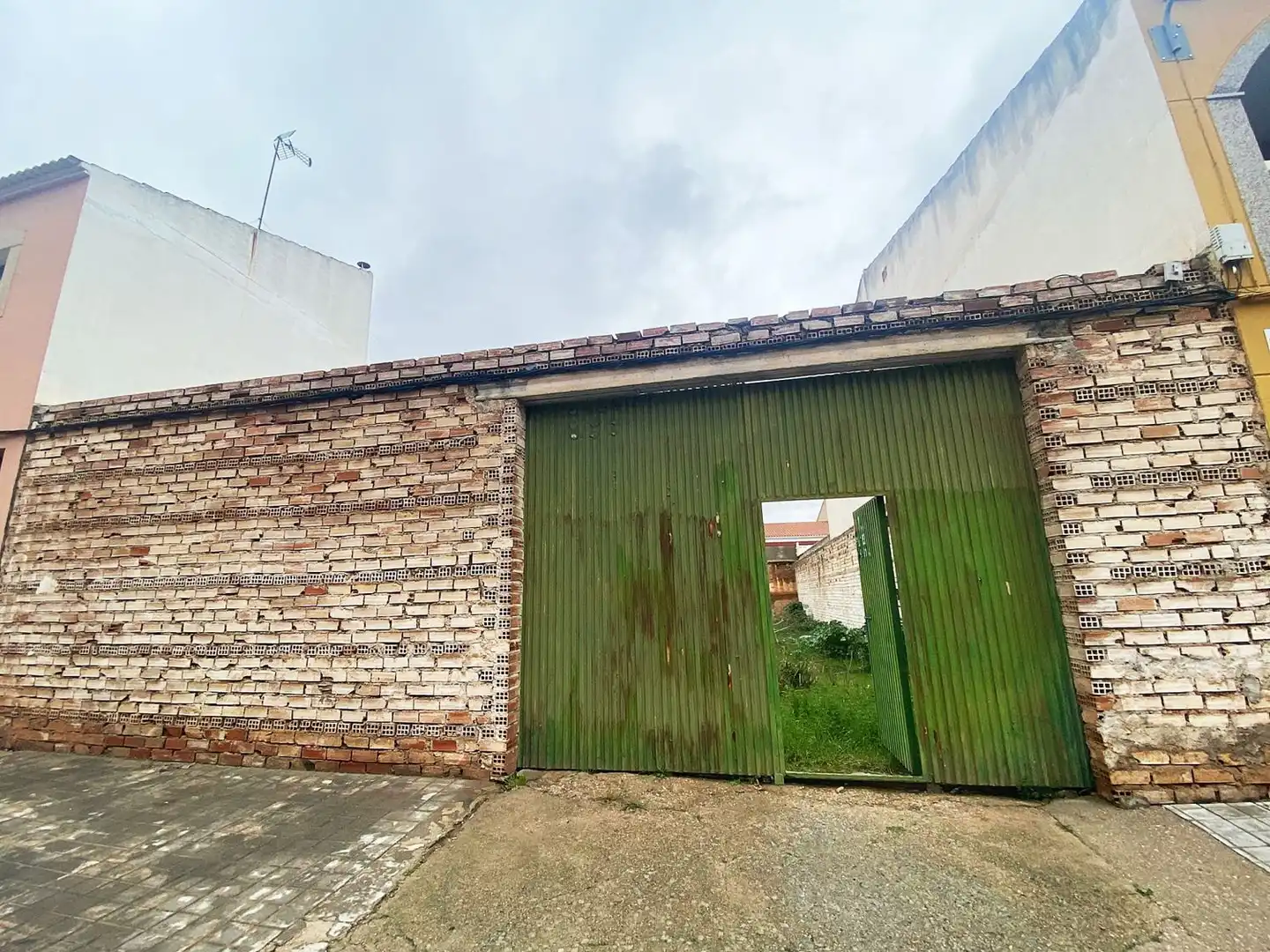Terrenys i solars en venda a Prensa