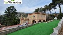 Vista exterior de Casa o xalet en venda en Vallirana amb Calefacció, Jardí privat i Parquet