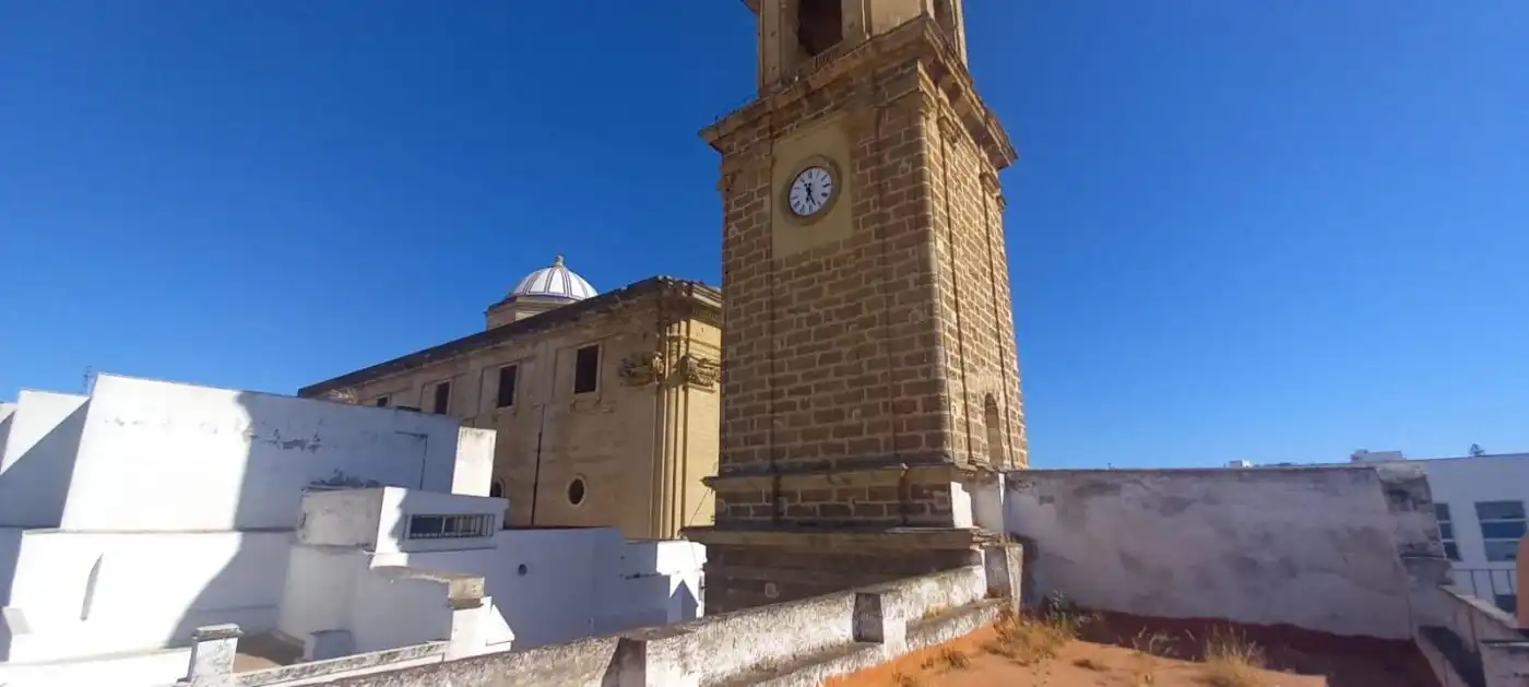 Vista exterior de Casa o xalet en venda en Chiclana de la Frontera