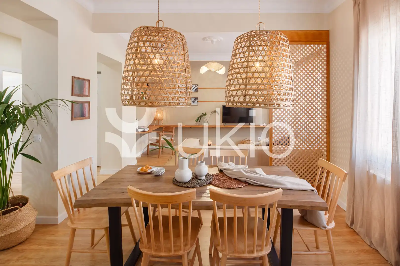 Comedor de Apartamento de alquiler en Madrid con Aire acondicionado, Calefacción y Trastero