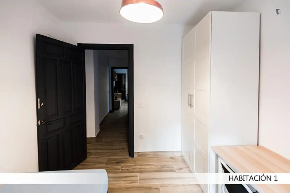 Habitació a Doctor Barraquer - G. Renfe - Policlínico