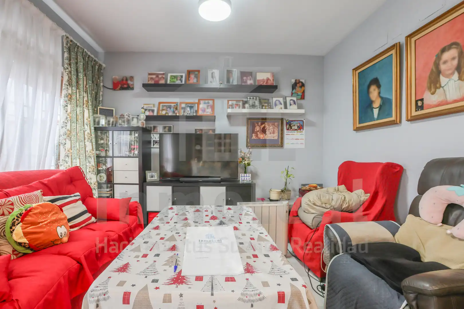 Living room of Detached homes for sale in Huévar del Aljarafe  with Air Conditioner, Private garden and Terrace