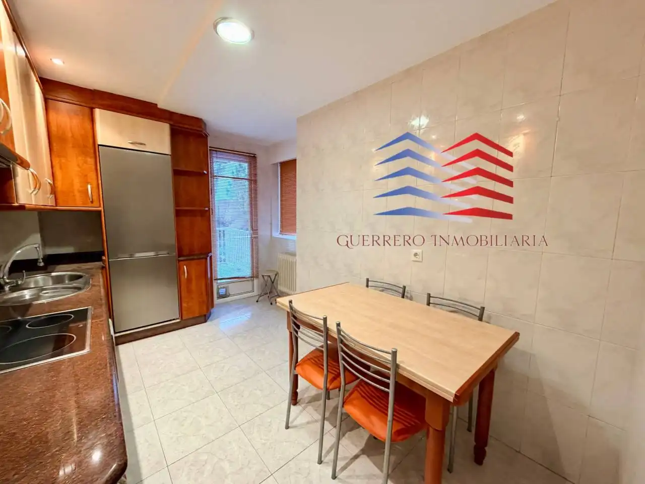 Kitchen of Flat for rent in Ourense Capital   with Heating, Parquet flooring and Storage room