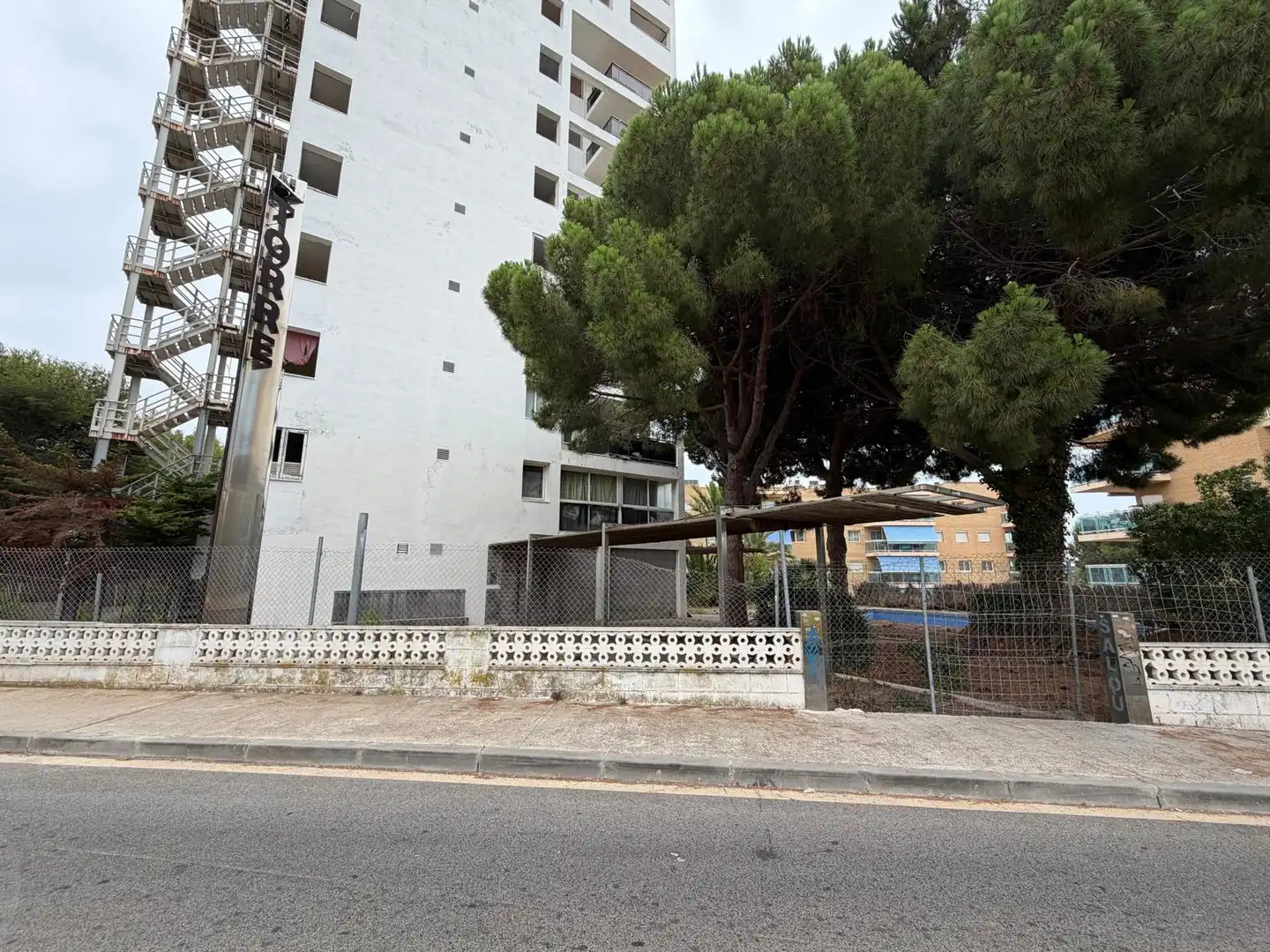 Vista exterior de Local en venta en Salou