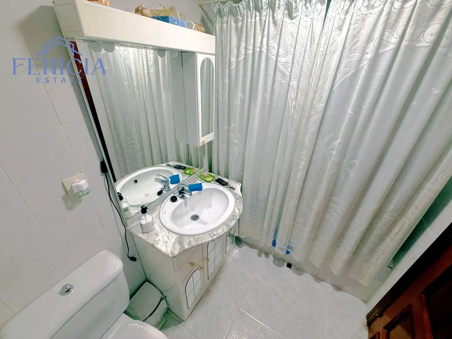 Badezimmer von Wohnung zur Miete in Almuñécar mit Klimaanlage, Terrasse und Möbliert