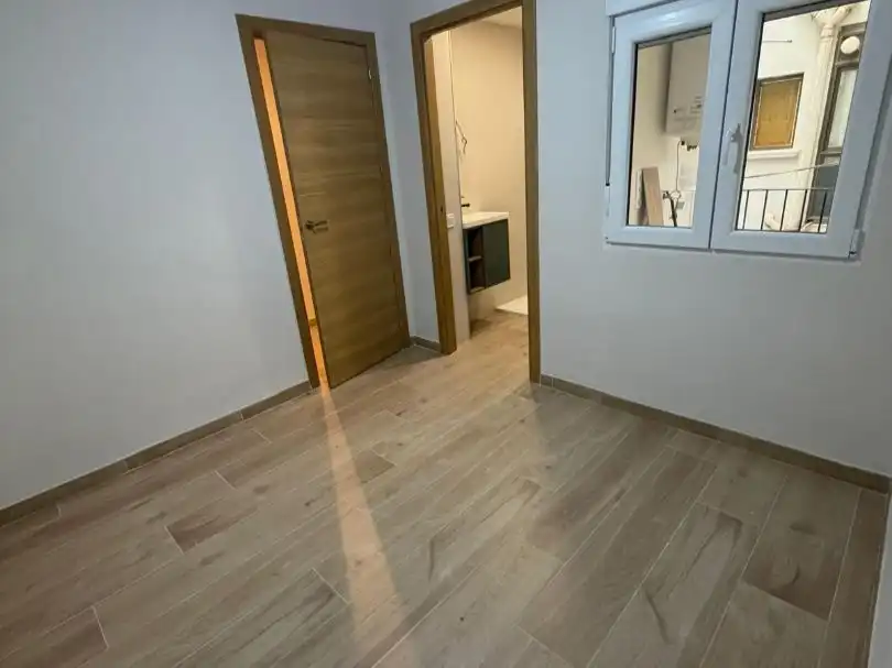 Wohnung zum Verkauf in Reus mit Klimaanlage, Terrasse und Balkon