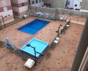 Piscina de Pis en venda en  Albacete Capital