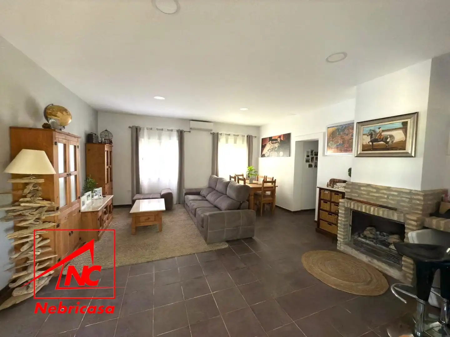 Sala de estar de Finca rústica en venta en Lebrija con Terraza, Piscina y Amueblado