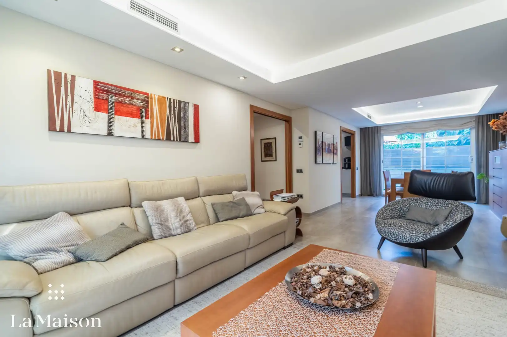 Sala d'estar de Casa o xalet en venda en Sant Andreu de Llavaneres amb Terrassa i Piscina comunitària