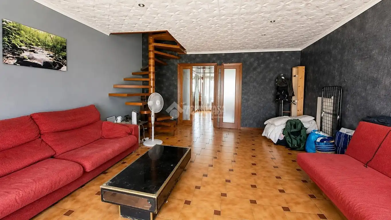 Sala d'estar de Dúplex en venda en Barcelona amb Aire condicionat, Calefacció i Balcó