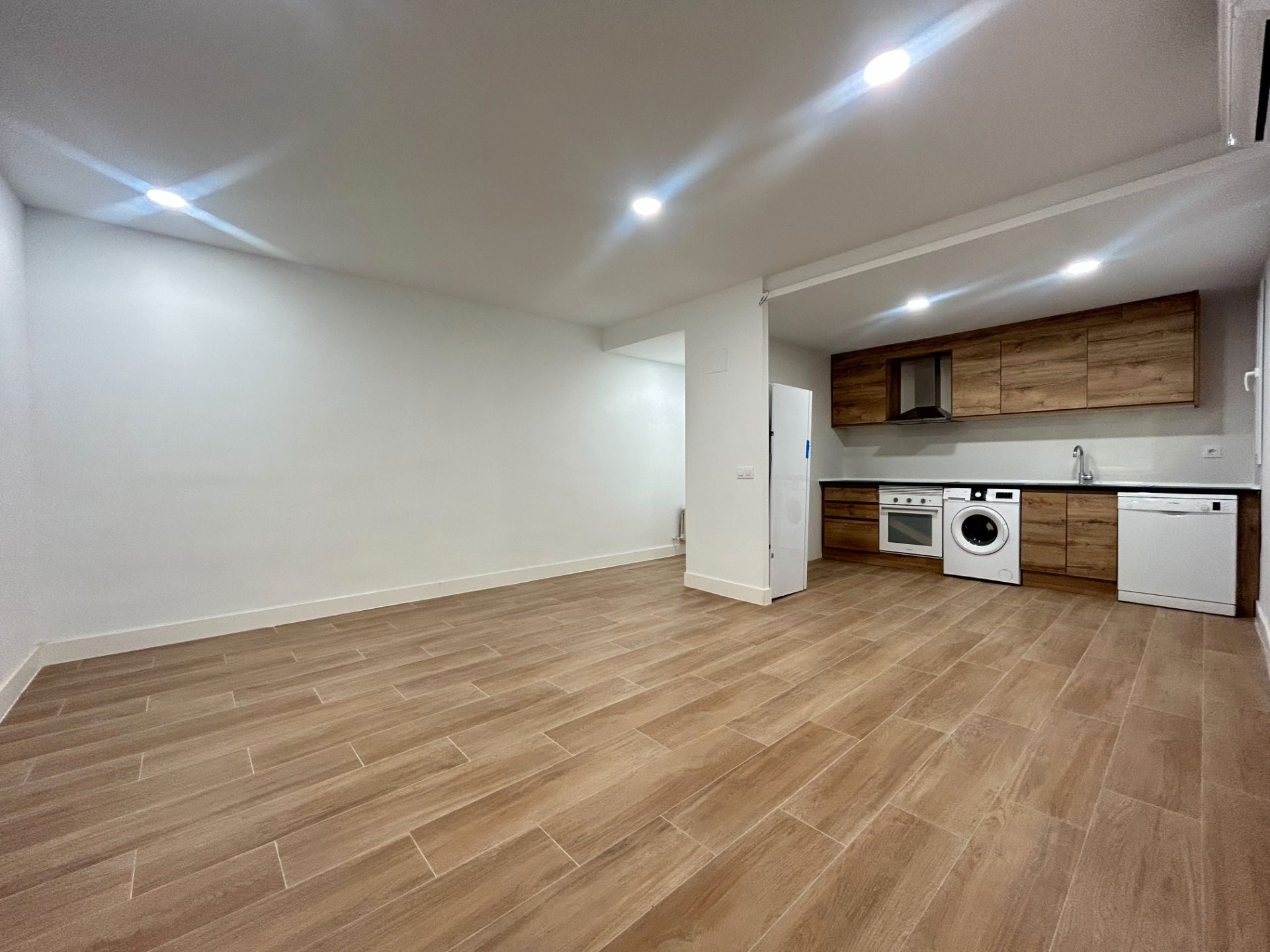 Flat to rent in  Madrid Capital  with Air Conditioner and Heating