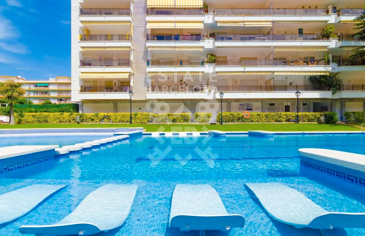 Swimming pool of Study for sale in Lloret de Mar  with Air Conditioner, Furnished and Community pool