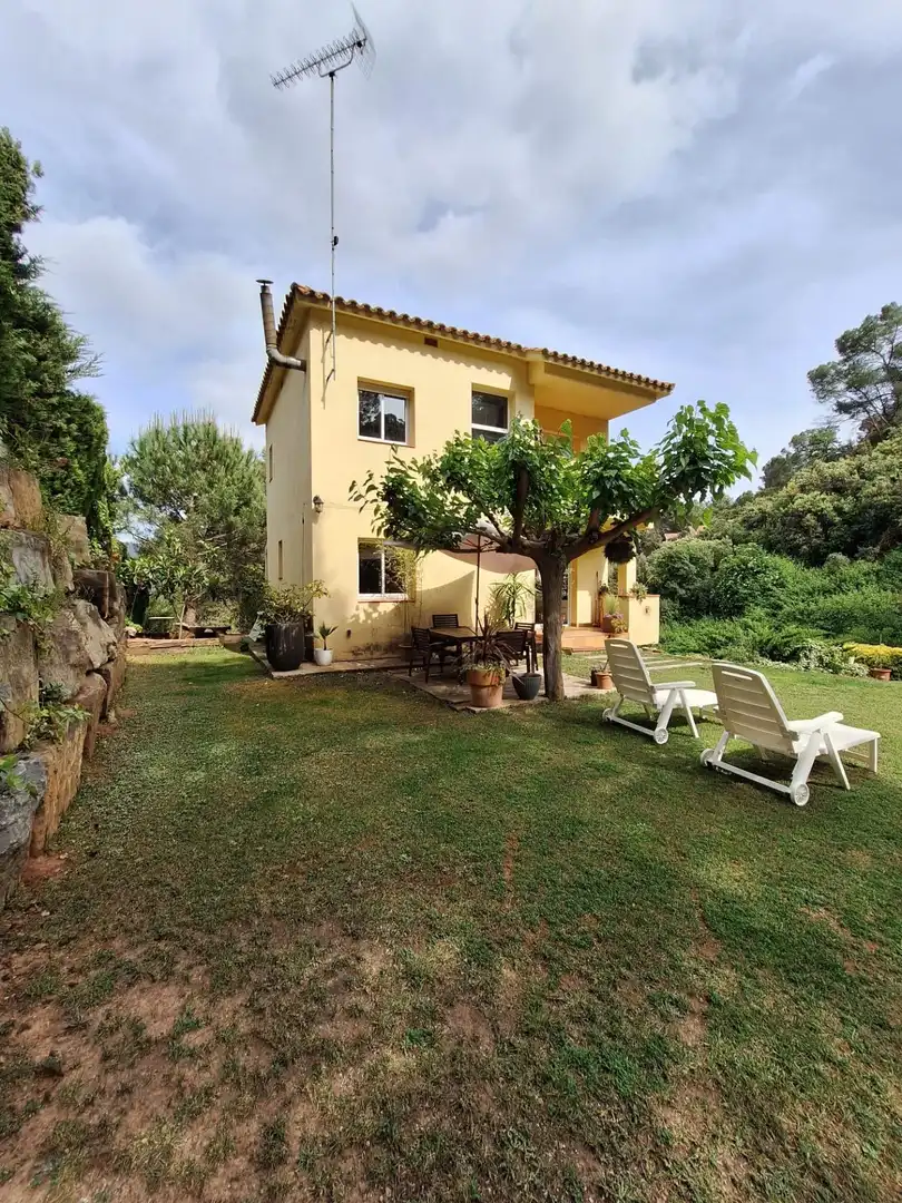 Jardí de Casa o xalet en venda en Castellar del Vallès amb Calefacció, Terrassa i Piscina