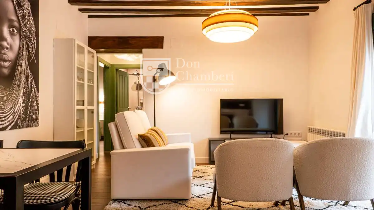 Sala d'estar de Apartament de lloguer en Segovia amb Calefacció, Terrassa i Moblat