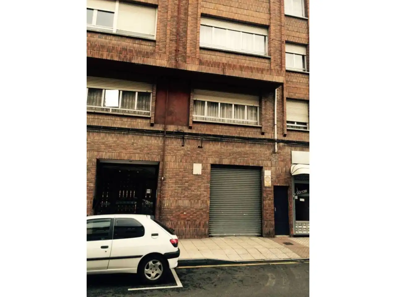 Exterior view of Garage for sale in Oviedo 
