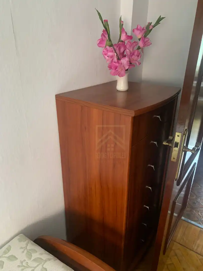 Bedroom of Flat for rent in Camargo  with Heating, Parquet flooring and Furnished