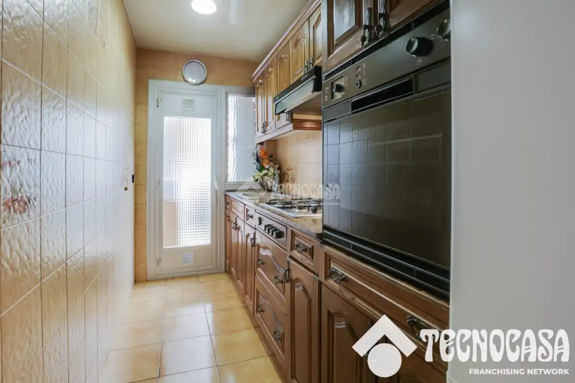 Cocina de Piso en venta en Barcelona con Aire acondicionado y Balcón