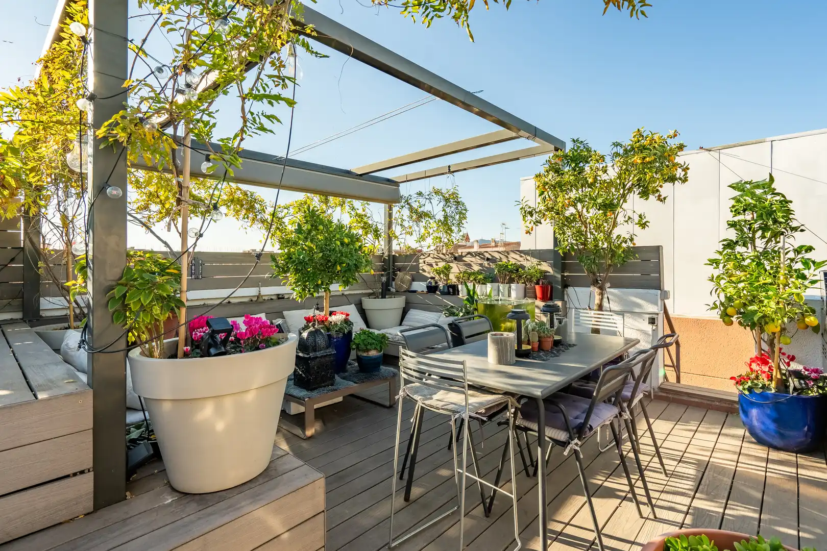 Terrasse von Dachboden zum Verkauf in Barcelona mit Klimaanlage, Heizung und Parkett