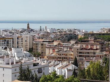 Appartement compact avec piscine à vendre à Estepona Pueblo