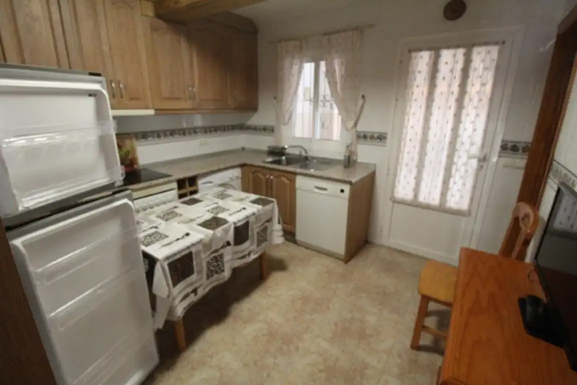 Cocina de Casa adosada en venta en Torrevieja con Aire acondicionado, Jardín privado y Terraza
