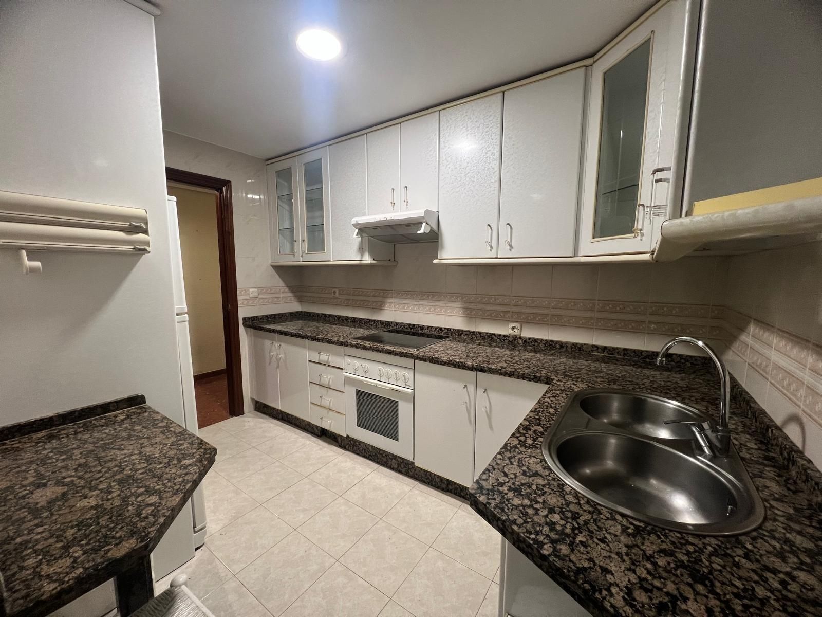 Cuina de Pis en venda en  Córdoba Capital amb Aire condicionat, Traster i Balcó