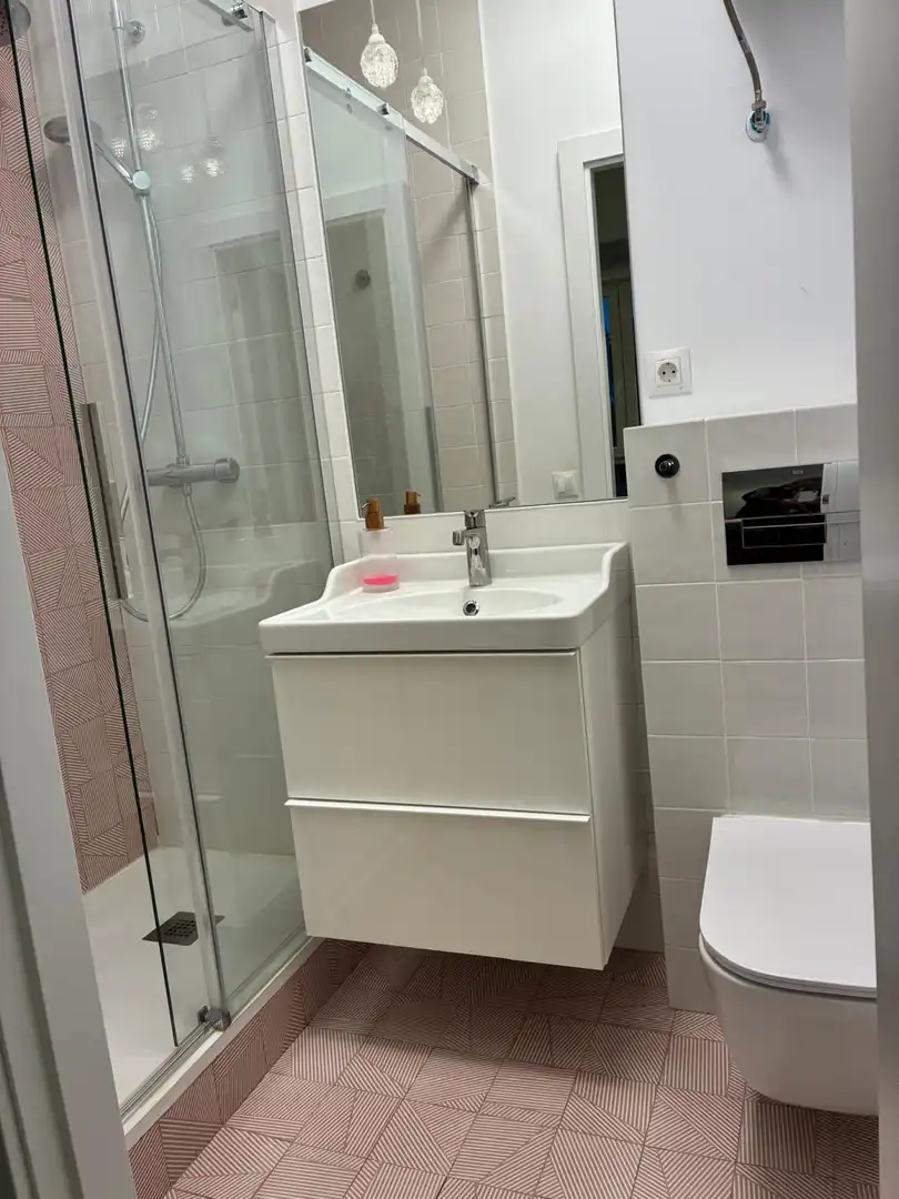 Baño de Piso en venta en Santander con Calefacción, Parquet y Terraza