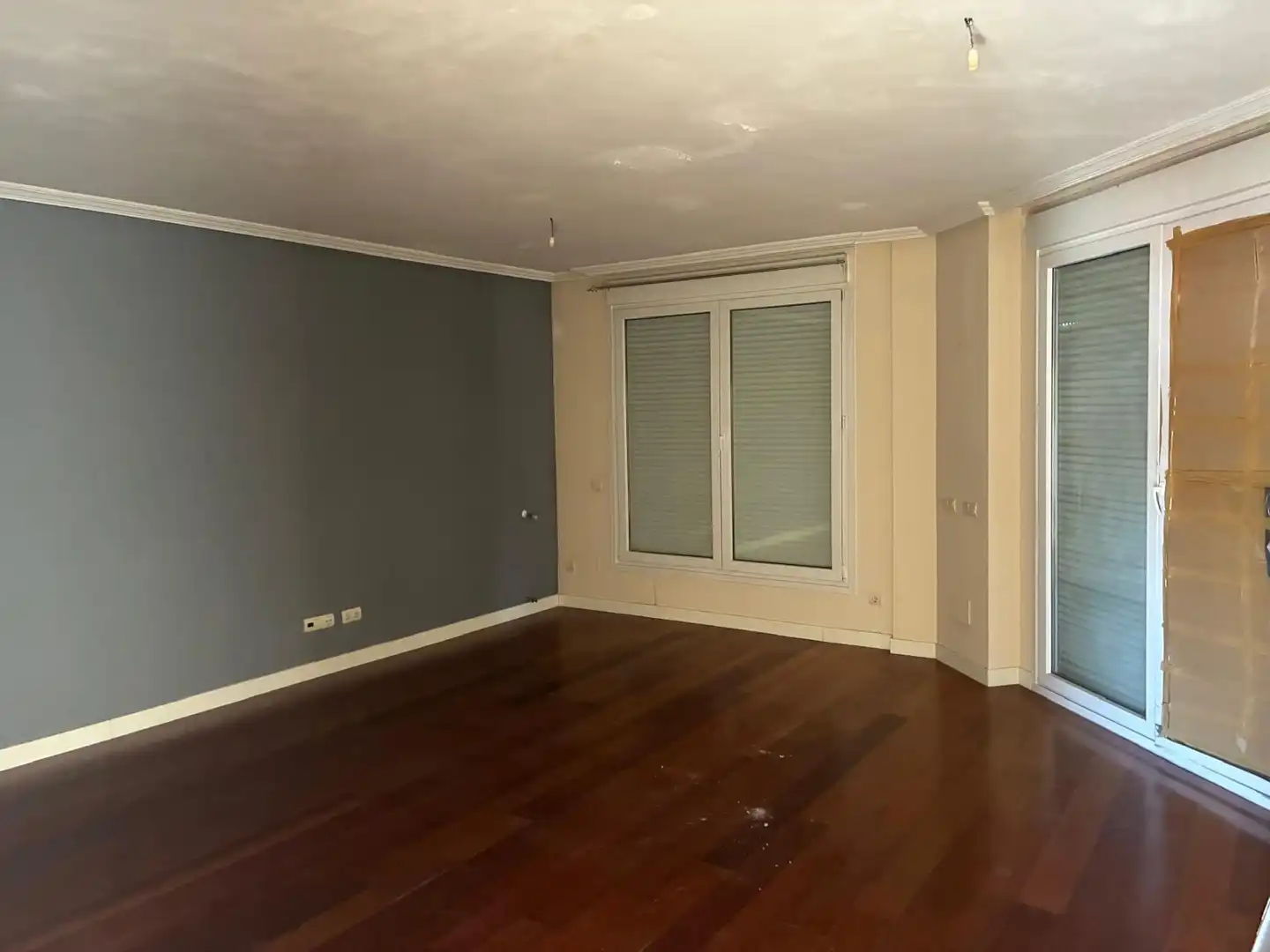 Sala de estar de Casa o chalet en venta en Madrid con Jardín privado, Terraza y Piscina
