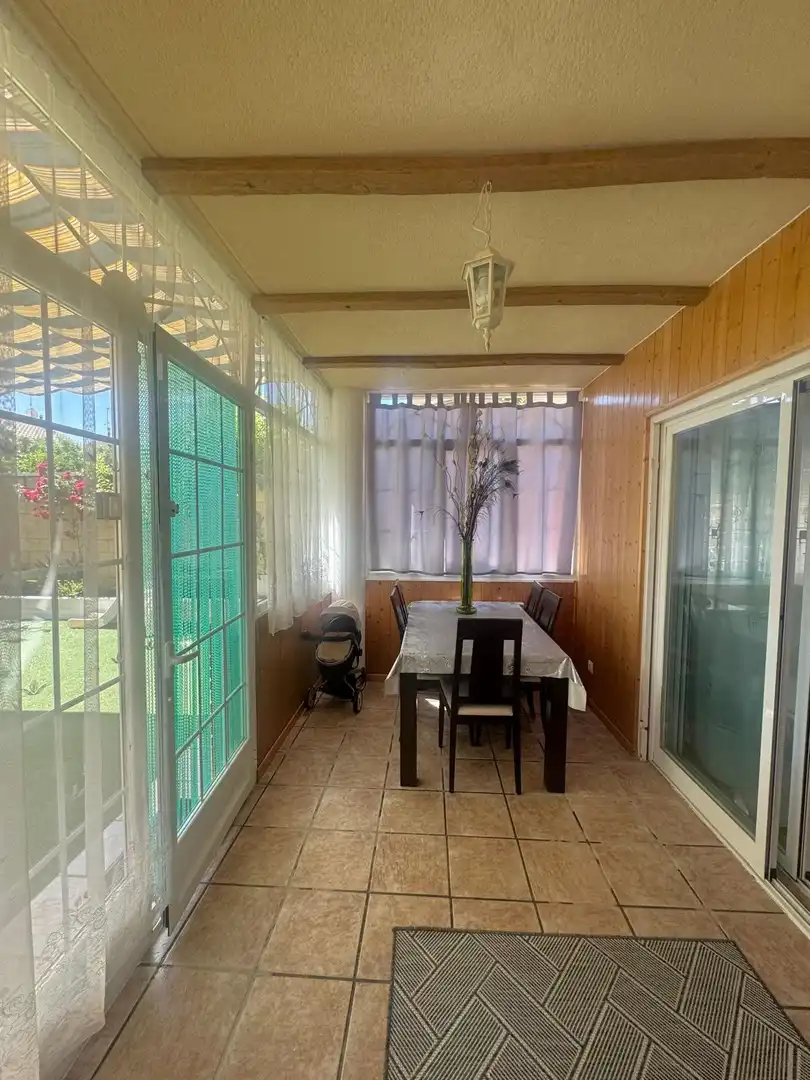 Comedor de Casa adosada en venta en Pozo de Guadalajara con Aire acondicionado, Calefacción y Jardín privado