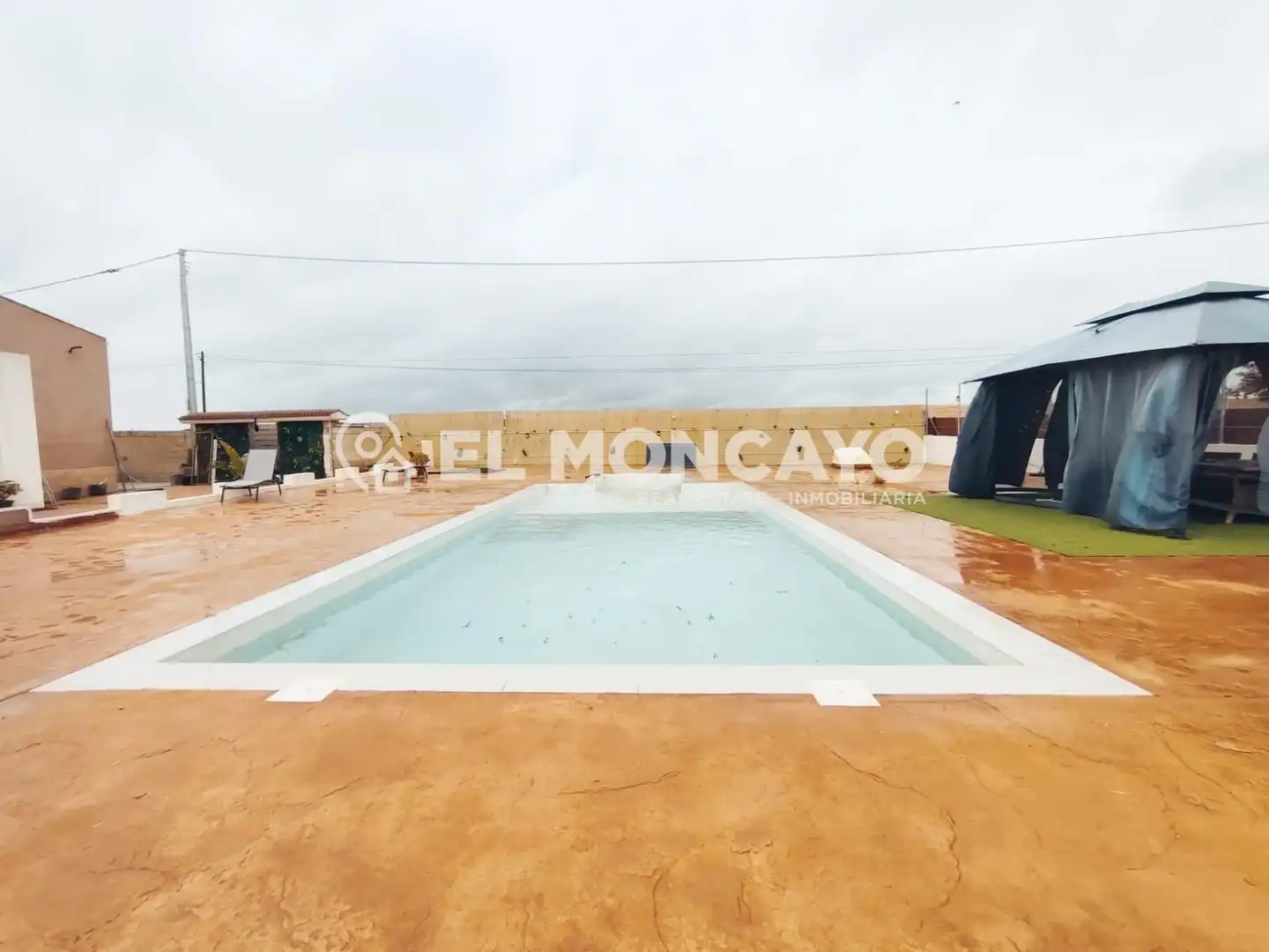 Swimming pool of Houses for sale in Daya Nueva  with Air Conditioner, Heating and Private garden