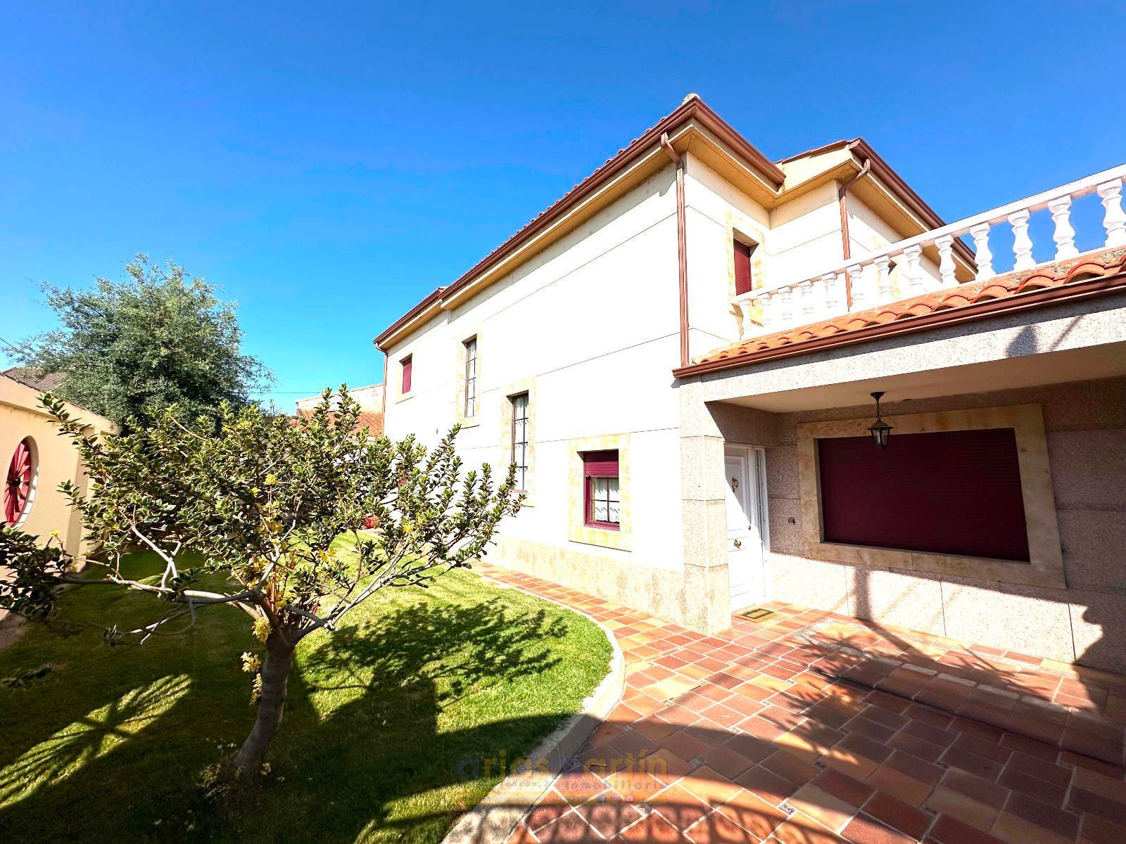 Exterior view of House or chalet for sale in Machacón  with Heating, Private garden and Terrace