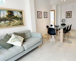 Sala d'estar de Apartament de lloguer en El Campello amb Terrassa