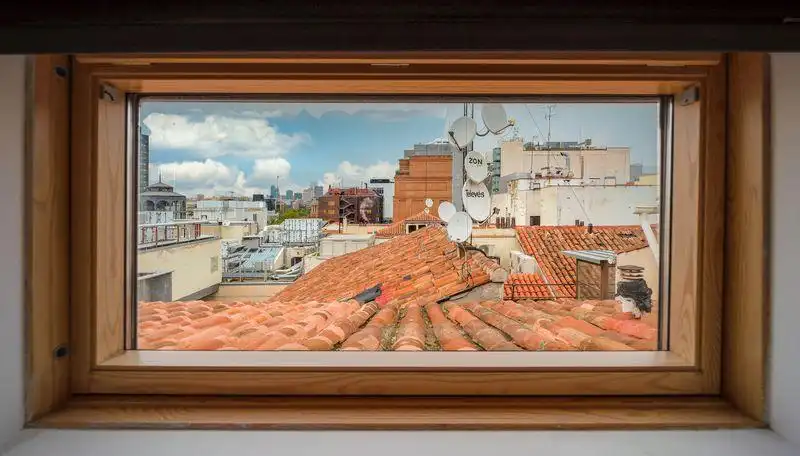 Vista exterior de Àtic de lloguer en Madrid amb Aire condicionat, Calefacció i Moblat