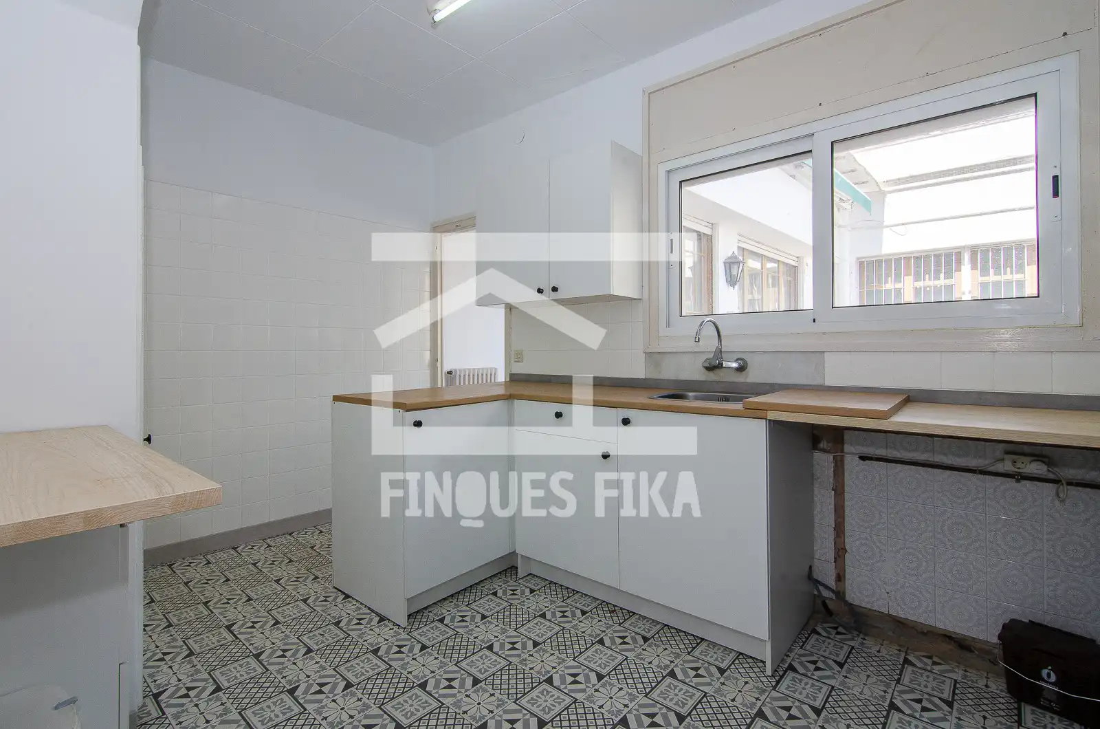 Kitchen of Houses for sale in Mataró  with Heating, Terrace and Balcony