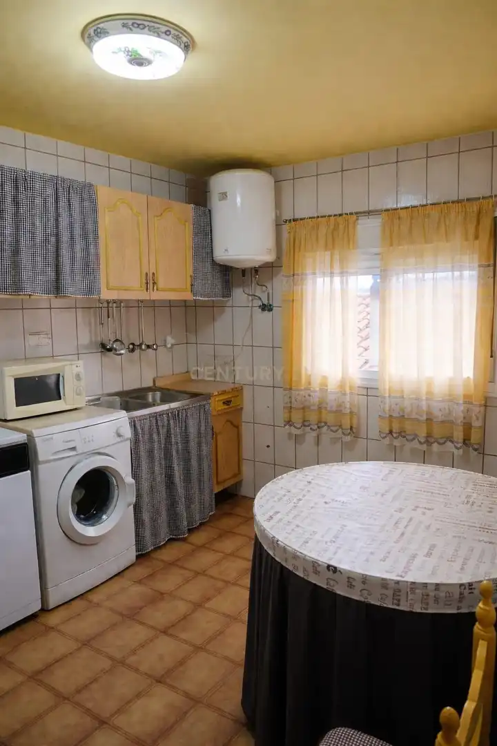 Cocina de Casa adosada en venta en Herrera de Alcántara con Trastero