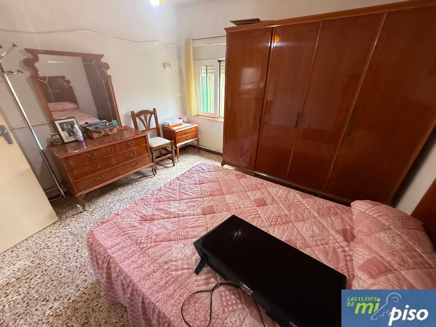 Schlafzimmer von Haus oder Chalet zum Verkauf in Valdunquillo mit Heizung, Privatgarten und Terrasse